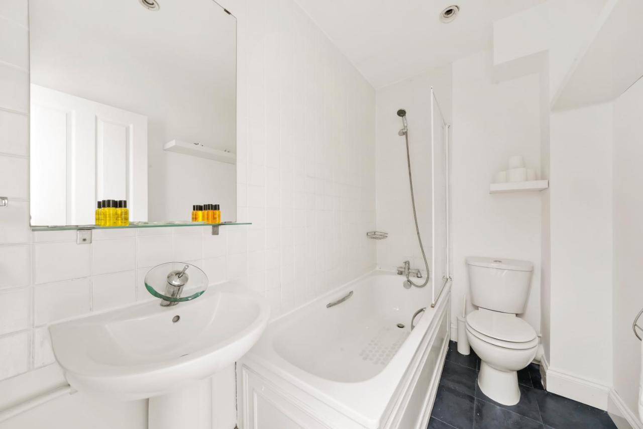 1 & 2 Bed Cosy Apartments Next To Earls Court Free Wifi Londres Exterior foto