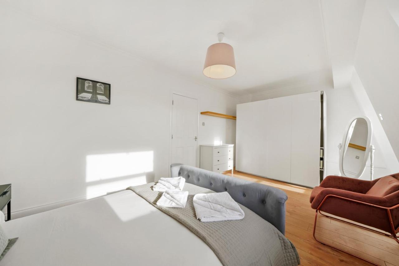 1 & 2 Bed Cosy Apartments Next To Earls Court Free Wifi Londres Exterior foto